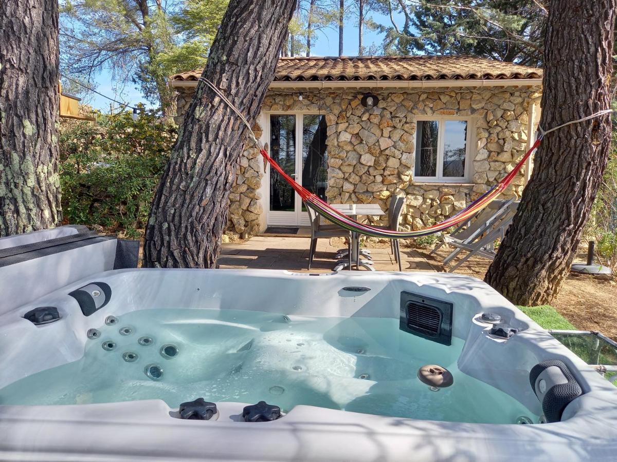 Gite Avec Spa Jacuzzi Au Coeur De Provence Cote D'Azur Saint-Antonin-du-Var Exterior photo